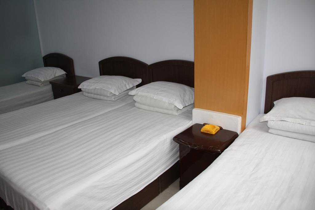 Chengde Changhong Hotel Экстерьер фото